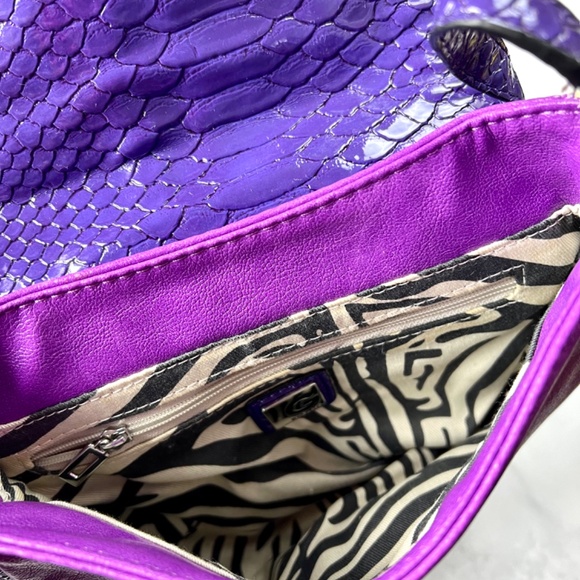G by Guess Purple Crossbody Bag - Picture 4 of 6
